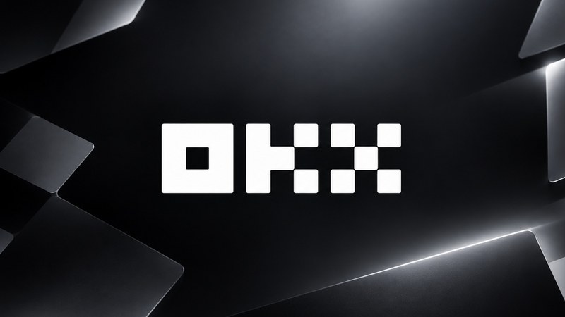Logo OKX blanc, centré, sur fond noir.